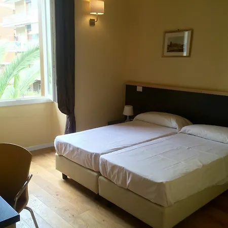 Suite Roma 1915-3